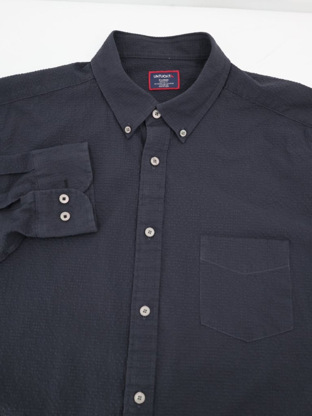 UNTUCKit Shirt Mens XL black Cadwell Performance Seersucker Short Sleeve golf